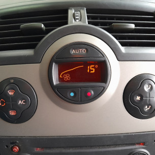 Renault LCD Display for Air Conditioner Control - Aftermarket